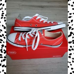 *NEW Converse